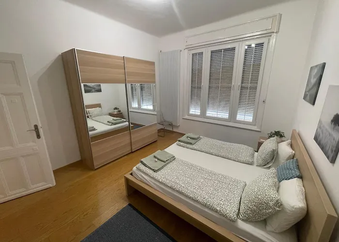 Lägenhet Center 1, Cozy 2br In The Center!