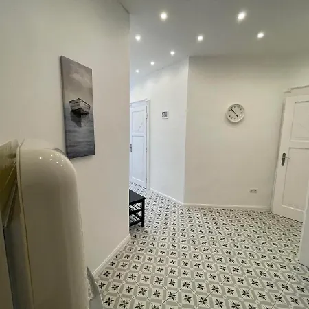 Center 1, Cozy 2br In The Center! Lejlighed