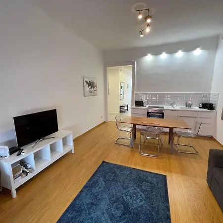 City Center 1, Cozy 2Br In The City Center! *
