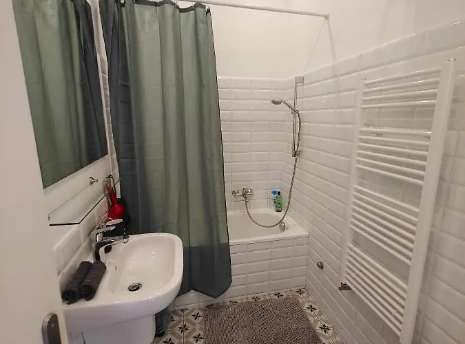 Center 1, Cozy 2br In The Center! Budapest