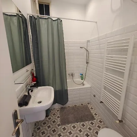 Center 1, Cozy 2br In The Center! Budapest