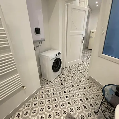 Apartamento Center 1, Cozy 2br In The Center! Budapest