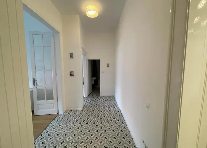 Апартаменты Center 1, Cozy 2br In The Center! Будапешт